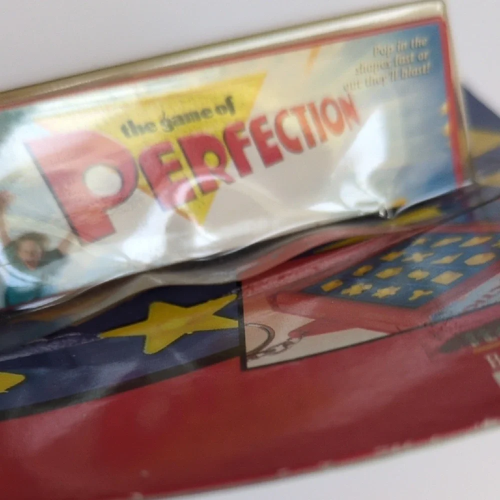 NIP Vintage 2000 The Game of Perfection Keychain - Mini Travel Sized‎ - SEALED